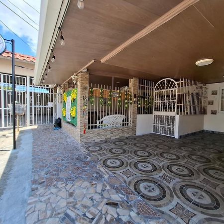 Lilia House 15 Minutos Aeropuerto Apartment Panama City Exterior photo
