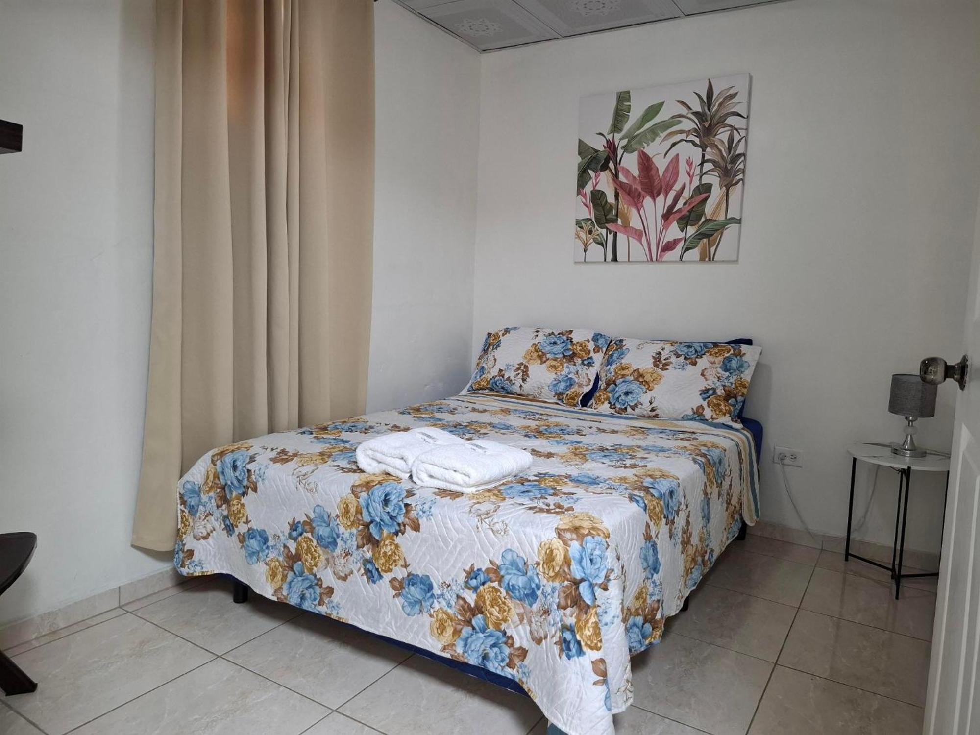 Lilia House 15 Minutos Aeropuerto Apartment Panama City Exterior photo
