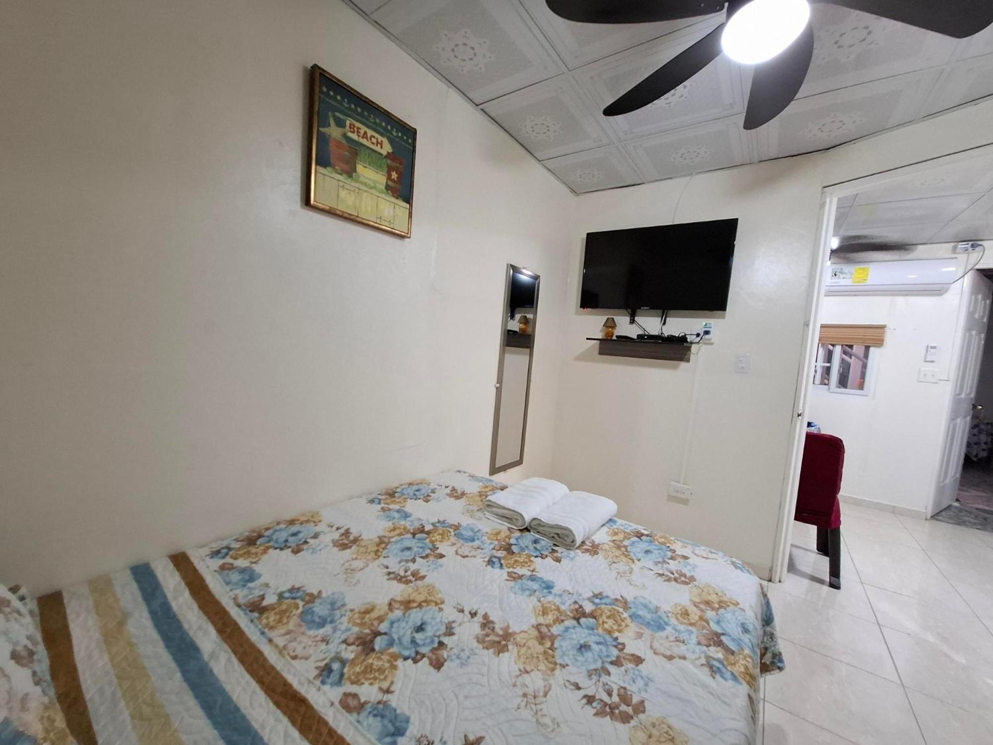 Lilia House 15 Minutos Aeropuerto Apartment Panama City Exterior photo